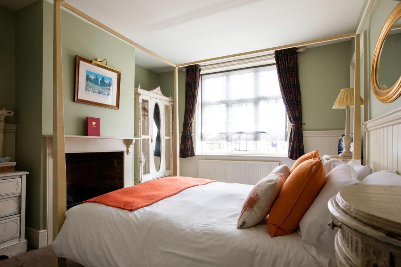 The Griffin Inn Fletching Экстерьер фото