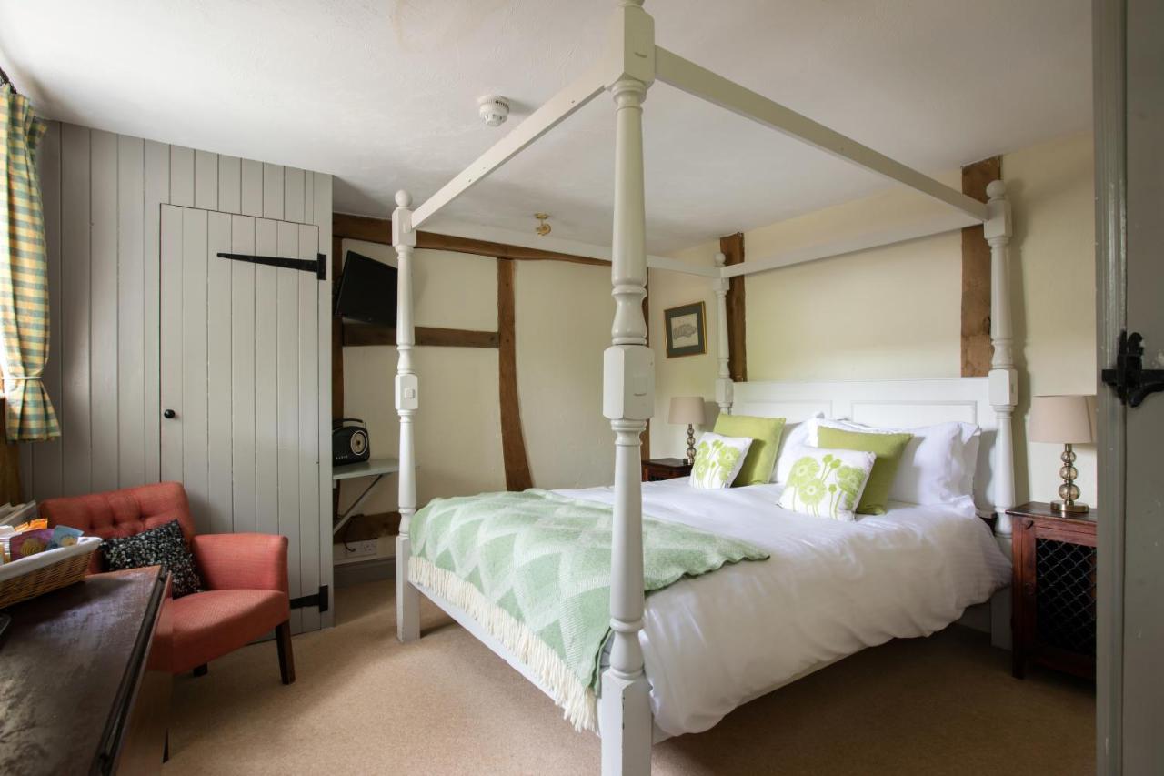 The Griffin Inn Fletching Экстерьер фото